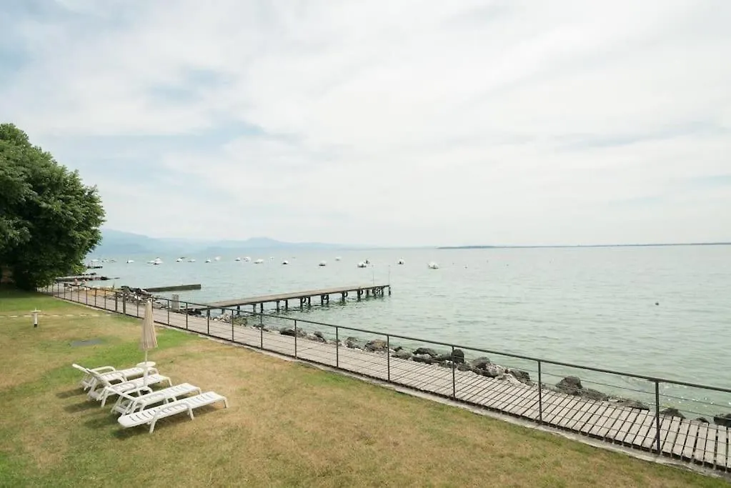 Luxury Lake View 2 Bed Padenghe sul Garda