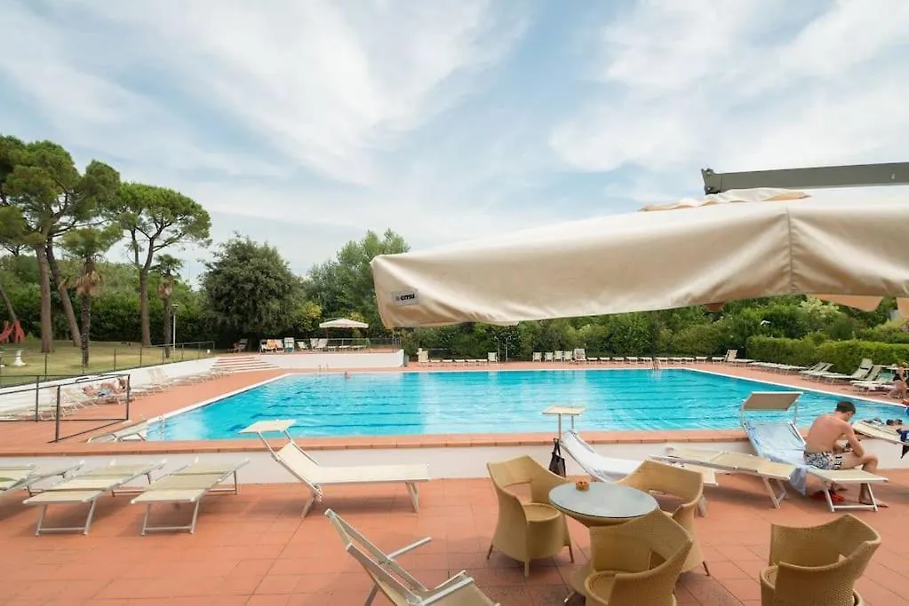 Apartment Luxury Lake View 2 Bed Padenghe sul Garda Italy
