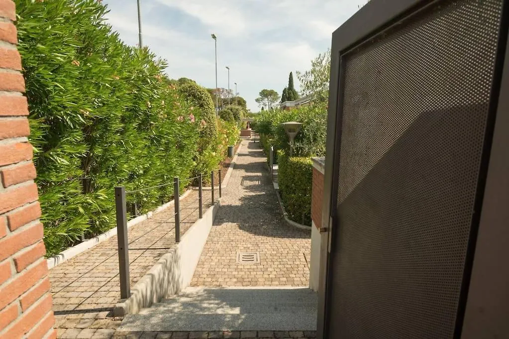 Luxury Lake View 2 Bed Padenghe sul Garda 0*,