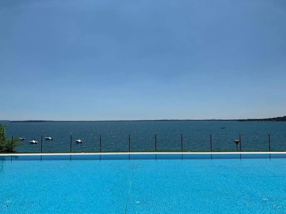 Luxury Lake View 2 Bed Padenghe sul Garda