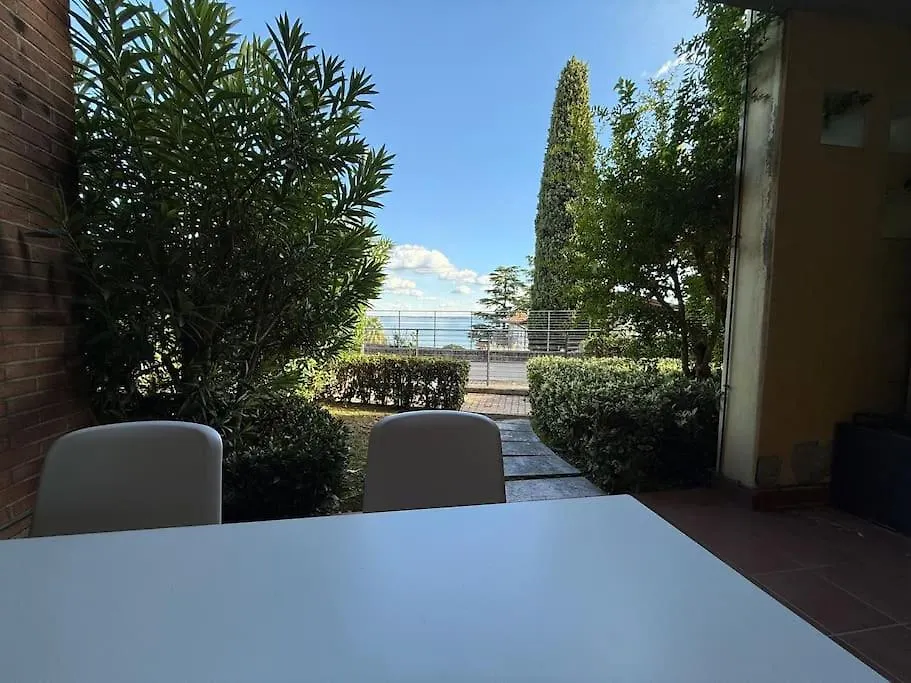 Luxury Lake View 2 Bed Padenghe sul Garda 0*,