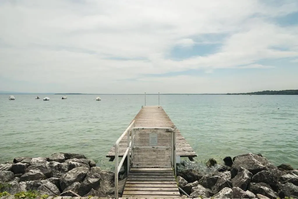 Luxury Lake View 2 Bed Padenghe sul Garda 0*,